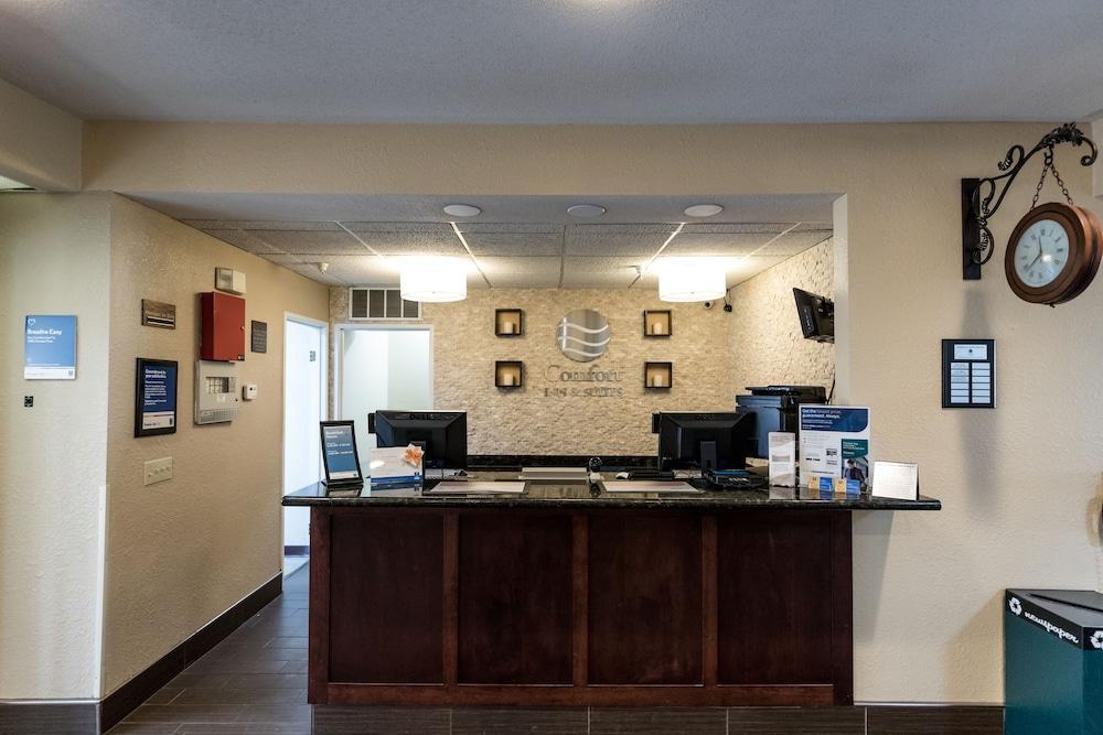 Comfort Inn & Suites Paw Paw Exterior photo
