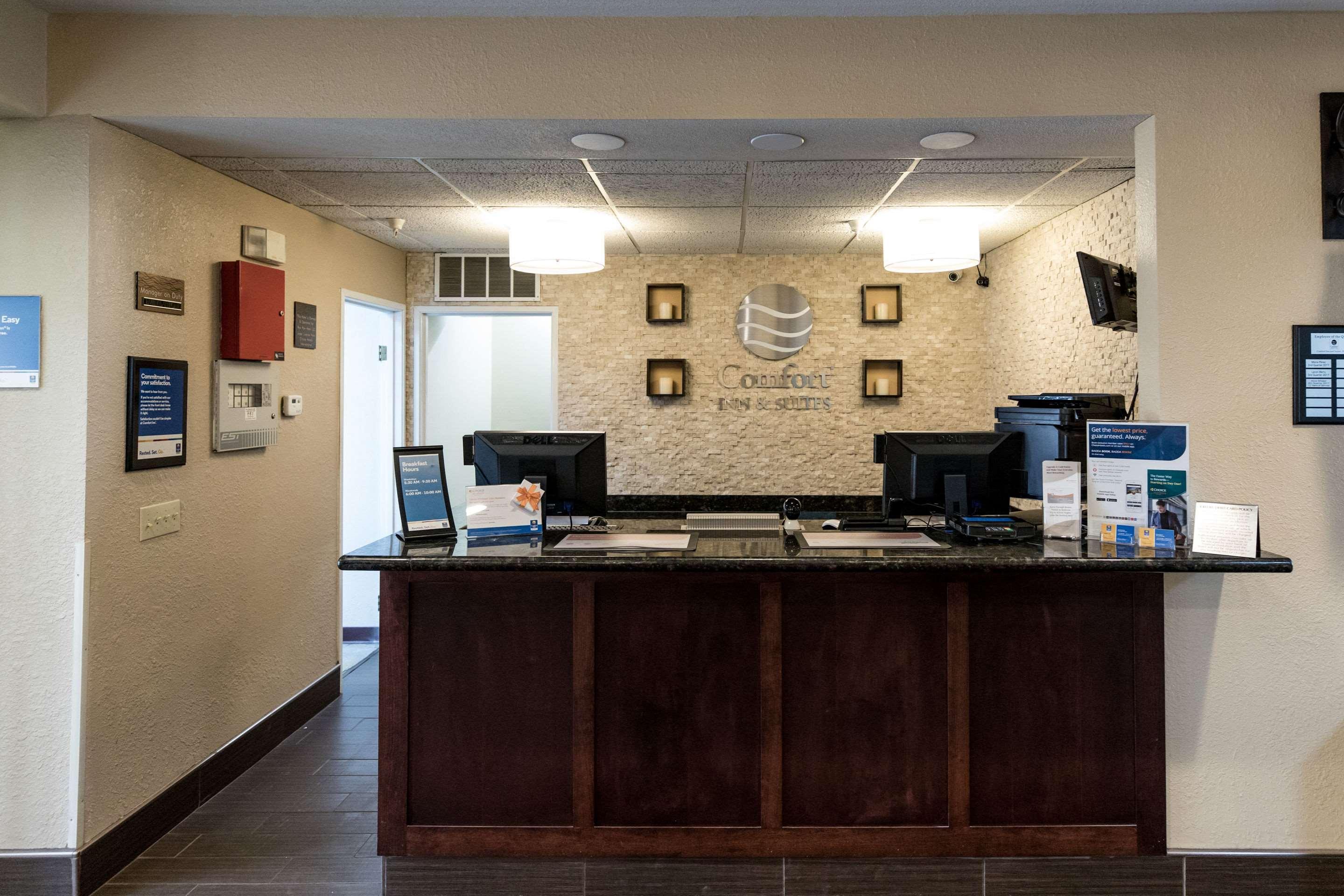 Comfort Inn & Suites Paw Paw Exterior photo